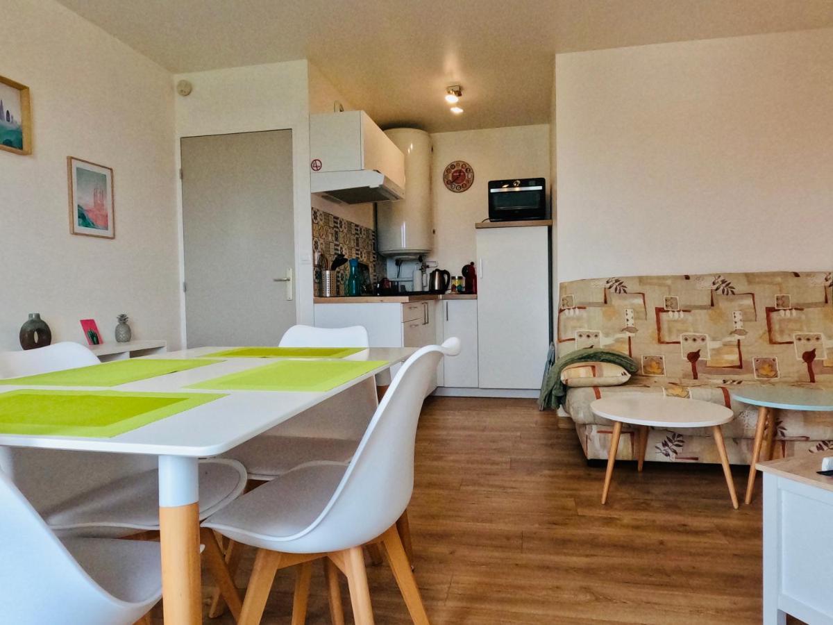 Appartement Cosy Жу-ле-Тур Экстерьер фото